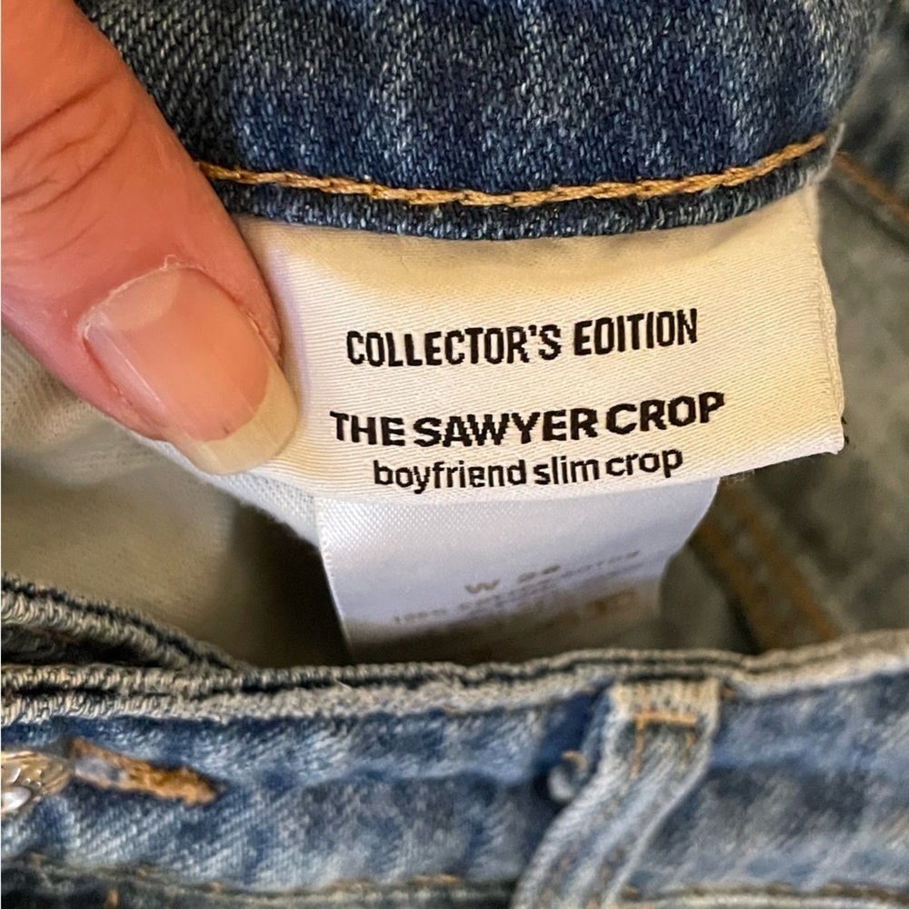 Joe’s Jeans Collector’s Edition The Sawyer Crop Distressed Jeans Size 26 - Picture 4 of 13